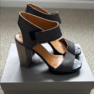COCLICO Black Textured Block Heel Sandals